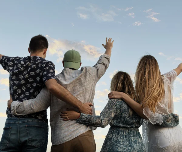 When Did Friends Become Strangers? A Late-20s Reflection